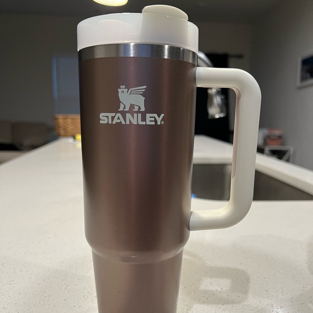 Rose Glow 30oz Stanley 2.0 Tumbler
